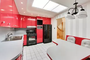 5714 Crain St, Morton Grove, IL 60053 - Photo 13