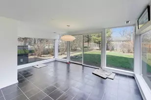 5714 Crain St, Morton Grove, IL 60053 - Photo 15