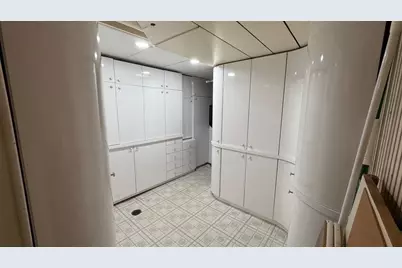 5714 Crain Street, Morton Grove, IL 60053 - Photo 17