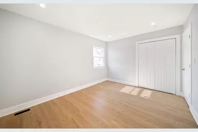 99 Essex Road, Elk Grove Village, IL 60007 - Photo 27