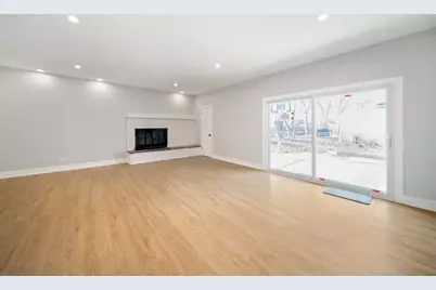 99 Essex Road, Elk Grove Village, IL 60007 - Photo 13