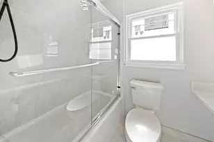 99 Essex Rd, Elk Grove Village, IL 60007 - Photo 23