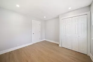 99 Essex Rd, Elk Grove Village, IL 60007 - Photo 31