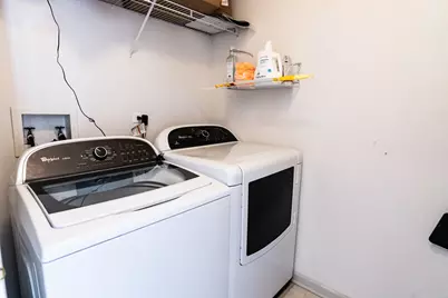 383 Woodview Circle #C, Elgin, IL 60120 - Photo 17