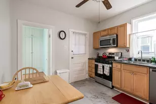 526 N Lombard Ave, Oak Park, IL 60302 - Photo 9