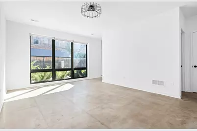 6605 North Avenue #6605-2, Oak Park, IL 60302 - Photo 3