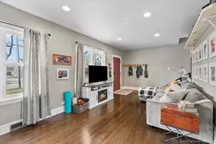 334 W School Street W, Villa Park, IL 60181 - Photo 5