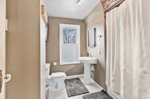 334 W School Street W, Villa Park, IL 60181 - Photo 13