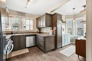 334 W School Street W, Villa Park, IL 60181 - Photo 11