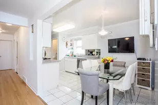 3836 Harvard Terrace, Skokie, IL 60076 - Photo 7