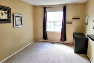 216 Ivy Ct, Streamwood, IL 60107 - Photo 13