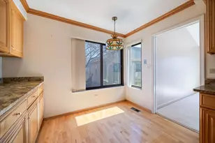 97 W Thornhill Ln, Lake Barrington, IL 60010 - Photo 9