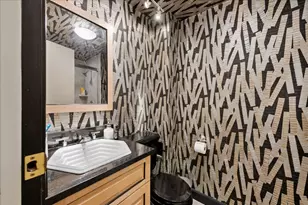 3750 N Lake Shore Dr, Chicago, IL 60613 - Photo 13