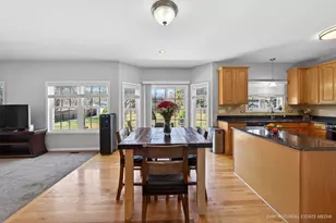 6119 Sands Rd, Crystal Lake, IL 60014 - Photo 5