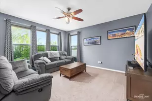 8105 Aaron Ln, Joliet, IL 60431 - Photo 9