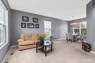8105 Aaron Ln, Joliet, IL 60431 - Photo 3