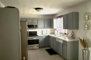 1026 Old Hunter Run, Byron, IL 61010 - Photo 3