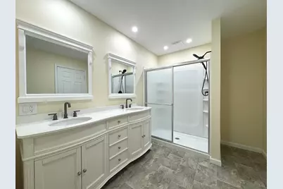 210 S Small Avenue, Kankakee, IL 60901 - Photo 15