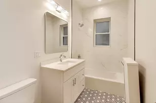 1201 E Madison Park Dr, Chicago, IL 60615 - Photo 23