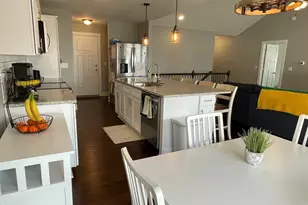 6064 Park View Dr, Bourbonnais, IL 60914 - Photo 7