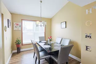 520 Calgary Way, Belvidere, IL 61008 - Photo 9