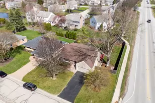 121 N Glendale Ave, Barrington, IL 60010 - Photo 31