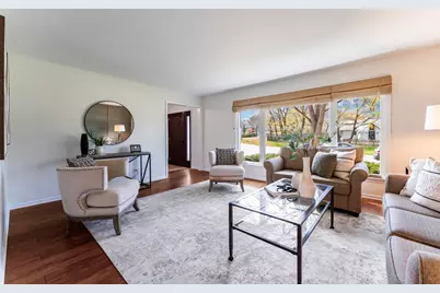 121 N Glendale Avenue, Barrington, IL 60010 - Photo 5