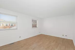 2122 Rugen Rd, Glenview, IL 60026 - Photo 9