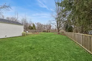 207 Glen Ave, Crystal Lake, IL 60014 - Photo 21