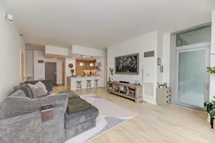 160 E Illinois St, Chicago, IL 60611 - Photo 5