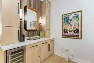 160 E Illinois St, Chicago, IL 60611 - Photo 13