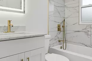 9817 Washington Ave, Oak Lawn, IL 60453 - Photo 11