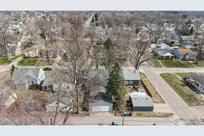 2052 37th Street, Rock Island, IL 61201 - Photo 21