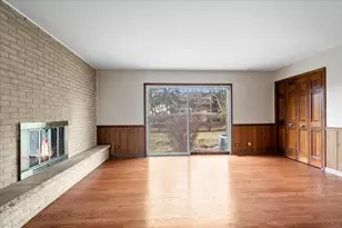 2908 Parkside Dr, Highland Park, IL 60035 - Photo 13