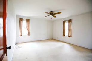 422 N Hennepin Ave, Dixon, IL 61021 - Photo 23