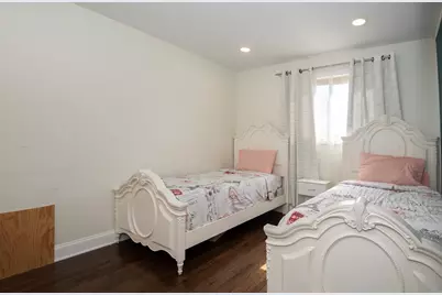 9909 N Huber Lane, Niles, IL 60714 - Photo 27