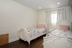 9909 N Huber Ln, Niles, IL 60714 - Photo 27