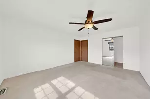 1390 N Knollwood Dr, Palatine, IL 60067 - Photo 13