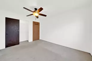 1390 N Knollwood Dr, Palatine, IL 60067 - Photo 15