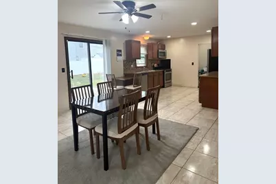 39 Dennison Drive, Glendale Heights, IL 60139 - Photo 11