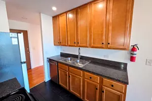 5950 Oakwood Dr, Lisle, IL 60532 - Photo 7