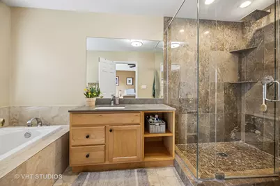 [Address not provided], Oak Park, IL 60302 - Photo 15