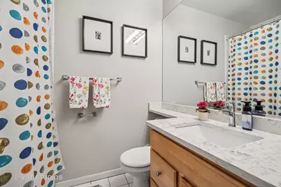 [Address not provided], Oak Park, IL 60302 - Photo 19