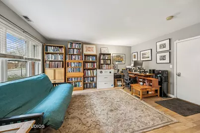 [Address not provided], Oak Park, IL 60302 - Photo 3