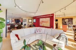 100 E Walton St, Chicago, IL 60611 - Photo 11