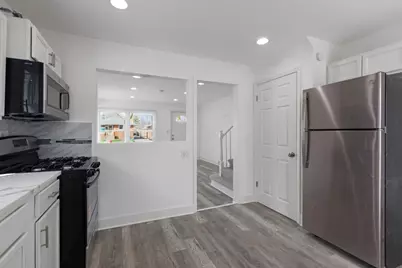 519 Bellwood Avenue, Bellwood, IL 60104 - Photo 7