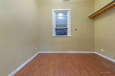 2407 S Albany Avenue, Chicago, IL 60623 - Photo 5