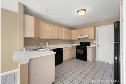 [Address not provided], Roselle, IL 60172 - Photo 7