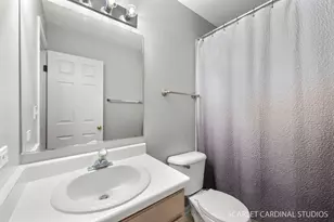 [Address not provided], Roselle, IL 60172 - Photo 23