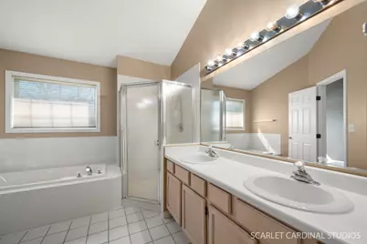 [Address not provided], Roselle, IL 60172 - Photo 21